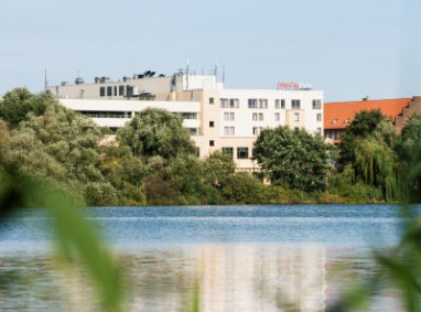 IntercityHotel Stralsund: Exterior View