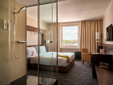 Flemings Hotel Frankfurt Main-Riverside: Room