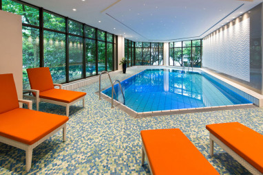 Maritim Hotel Bad Homburg: Piscine