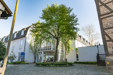 WELCOME HOTEL BAD AROLSEN: Exterior View