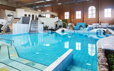 Van der Valk Resort Linstow: Piscine