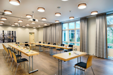 WELCOME HOTEL MARBURG: Meeting Room