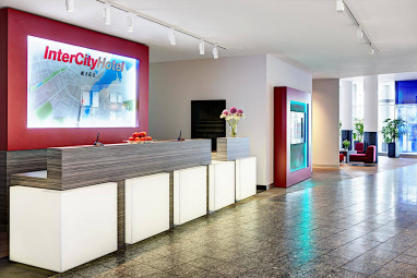 IntercityHotel Kiel: Lobby