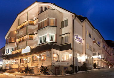 Göbel´s Landhotel: Vista exterior