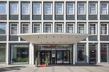 IntercityHotel Hannover: Exterior View