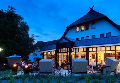 Ringhotel Warnemünder Hof: Exterior View