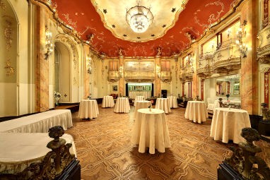 Grand Hotel Bohemia: Salle de réunion